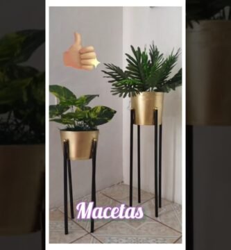 bricolaje con tubos de metal en apartamentos pequeños