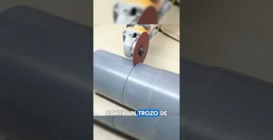 bricolaje con tubos de metal para optimizar almacenamiento