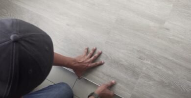 colocación de pisos flotantes en casas de campo en departamentos pequeños