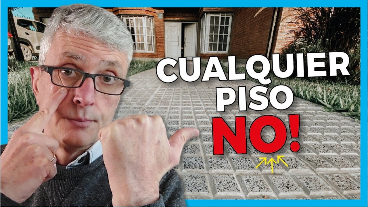 consejos para elegir pisos en casas pequeñas en patios exteriores