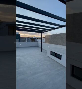 cómo construir un pequeño porche en casa en barrios residenciales