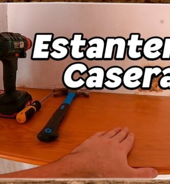 cómo hacer estanterías con madera reciclada con materiales reciclados