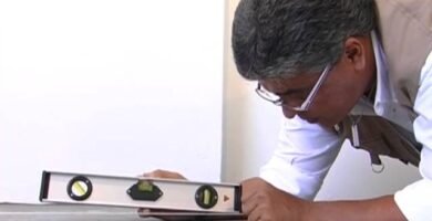 cómo nivelar un piso antes de colocar cerámica en terrenos inclinados