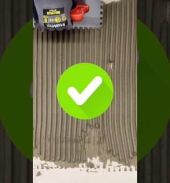 cuándo usar pegamento en instalación de pisos en climas húmedos